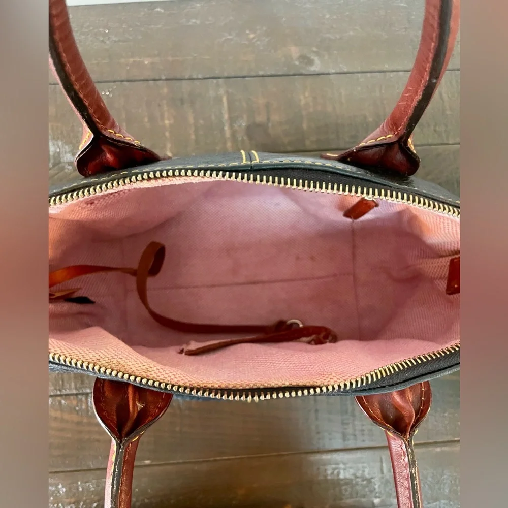 Vintage Dooney and Bourke Mini Satchel J0930427 - Picture 11 of 15